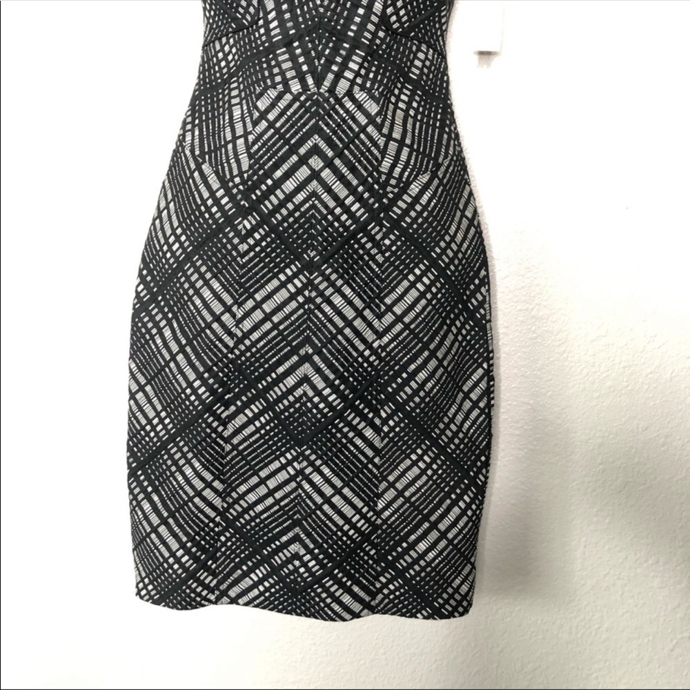 NWT Shoshanna Structured Sleeveless Cocktail Dress Size 2 - Picture 3 of 9